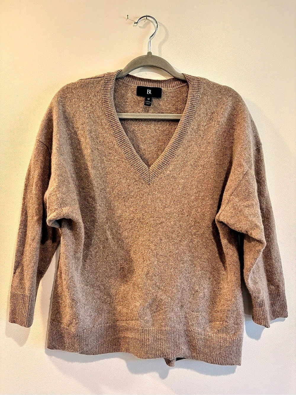 Banana Republis 100% Cashmere Oversized V-Neck Sweater